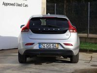 Usado Volvo V40 119 HP (87 kW) 2016 Prateado Carrinha