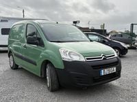 Usado Citroën Berlingo 75 HP (55 kW) 2016 Verde Monovolume