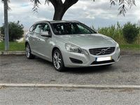 Usado Volvo V60 Momentum 112 HP (82 kW) 2012 Carrinha
