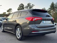 Usado Ford Focus Titanium 120 HP (88 kW) 2019 Cinza Carrinha