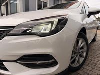 Usado Opel Astra 122 HP (89 kW) 2020 Branco