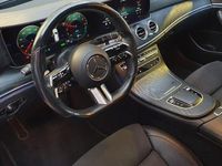 Usado Mercedes E300 AMG 306 HP (225 kW) 2022 Azul