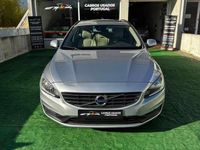 Usado Volvo V60 Summum 115 HP (84 kW) 2014 Cinza Carrinha