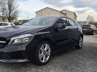 Usado Mercedes A180 Urban 109 HP (80 kW) 2017 Preto Sedan