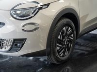 Usado Fiat 600 100 HP (73 kW) 2025 Bege SUV