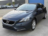 Usado Volvo V40 120 HP (88 kW) 2018 Azul