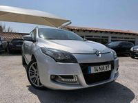 Usado Renault Mégane III 110 HP (80 kW) 2012 Cinzento Carrinha