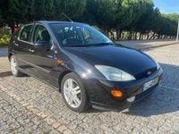 Usado Ford Focus 90 HP (66 kW) 2001 Preto Citadino