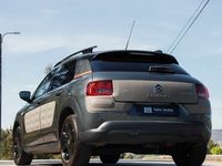 Usado Citroën C4 Cactus 82 HP (60 kW) 2014 Cinzento Citadino