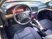 Usado BMW 525 143 HP (105 kW) 1998 Preto Carrinha