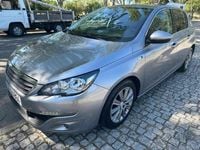 Usado Peugeot 308 120 HP (88 kW) 2015 Cinzento