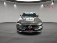 Usado Mercedes E300 Avantgarde 195 HP (143 kW) 2021 Cinzento Carrinha