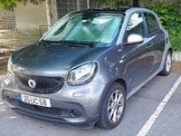 Usado Smart ForFour Electric Drive 60 kW (82 HP) 2018 Cinzento Citadino