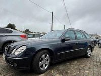 Usado Mercedes 280 SE 190 HP (139 kW) 2005 Azul