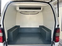 Usado Toyota HiAce 117 HP (86 kW) 2008 Branco Van