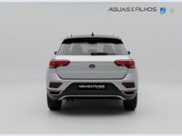 Usado VW T-Roc Life 150 HP (110 kW) 2024 Cinza SUV
