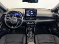 Usado Toyota Yaris Hybrid 115 HP (84 kW) 2024 Azul