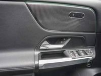 Usado Mercedes EQB250 Progressive 139 kW (190 HP) 2022 Preto SUV