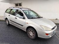 Usado Ford Focus 85 HP (62 kW) 1999 Cinza Carrinha