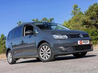 Usado VW Touran 140 HP (102 kW) 2015 Cinzento Monovolume
