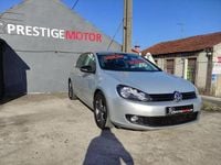 Usado VW Golf VII Cup 105 HP (77 kW) 2012 Cinza prata Citadino