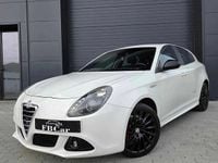 Usado Alfa Romeo Giulietta 105 HP (77 kW) 2011 Branco Citadino