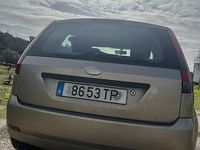 Usado Ford Fiesta 80 HP (58 kW) 2002 Sedan