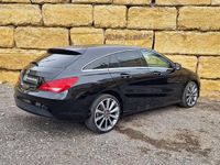 Usado Mercedes CLA200 Shooting Brake 136 HP (100 kW) 2016 Preto Carrinha