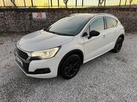 Usado DS Automobiles DS4 So Chic 120 HP (88 kW) 2018 Branco Citadino