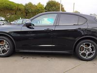 Usado Alfa Romeo Stelvio Sprint 190 HP (139 kW) 2023 Preto SUV