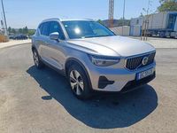 Usado Volvo XC40 211 HP (155 kW) 2023 Cinzento SUV