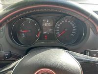 Usado VW Polo 75 HP (55 kW) 2014 Cinzento Sedan