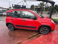 Usado Fiat Panda 70 HP (51 kW) 2022 Vermelho Citadino