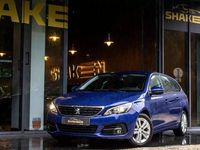 Usado Peugeot 308 SW Active 130 HP (95 kW) 2019 Azul escuro Carrinha