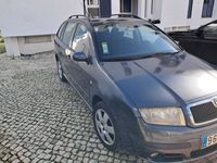 usado Skoda Fabia 2006 1.2 12V Cinzento 213.000 km 4 Pneus Novos