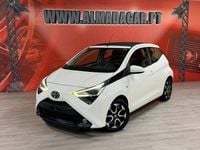 Usado Toyota Aygo X-play 72 HP (52 kW) 2019 Branco Citadino