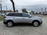 Usado Peugeot 5008 131 HP (96 kW) 2020 Cinzento Citadino