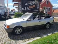 Usado Ford Escort Cabriolet 105 HP (77 kW) 1988 Cinzento Cabrios