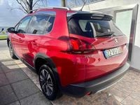 Usado Peugeot 2008 82 HP (60 kW) 2018 Vermelho SUV