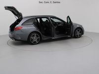 Usado Mercedes C300 AMG 197 HP (144 kW) 2025 Cinza Carrinha