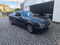 Usado Mercedes CLK200 192 HP (141 kW) 2000 Azul Coupé