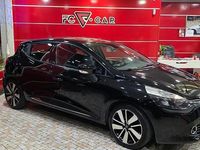 Usado Renault Clio IV Dynamique 85 HP (62 kW) 2014 Preto