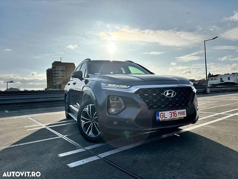 Culoaregri Utilizat 2019 Hyundai Santa Fe SUV | 25.600 EUR (Preț bun) - Imagine 1/4