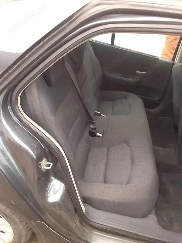 Gri Utilizat 2004 Renault Laguna II Berlinǎ | 1.300 EUR - Imagine 1/4