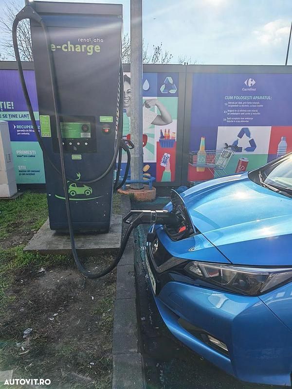 Second-hand Nissan Leaf N-Connecta 110 kW (150 CP) 2020 Culoarealbastru Hatchback