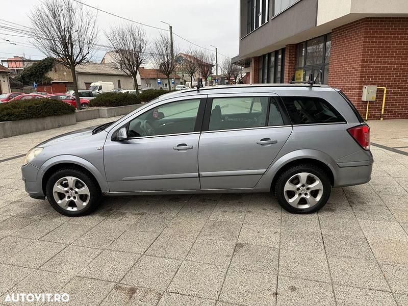 Second-hand Opel Astra Classic 105 CP (77 kW) 2005 Culoaregri Break