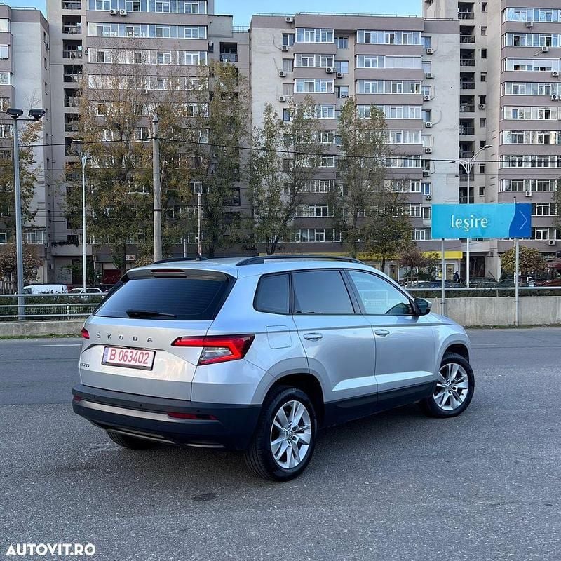 Second-hand Skoda Karoq 150 CP (110 kW) 2021 Culoareargint SUV