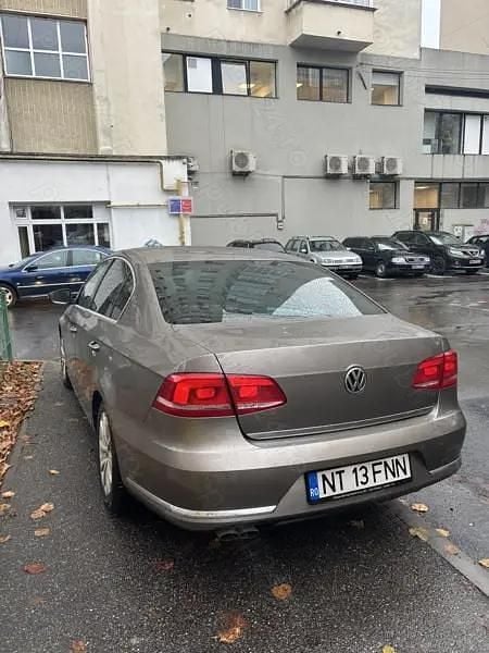 Maro Utilizat 2011 VW Passat Berlinǎ | 6.100 EUR (Preț OK) - Imagine 1/4