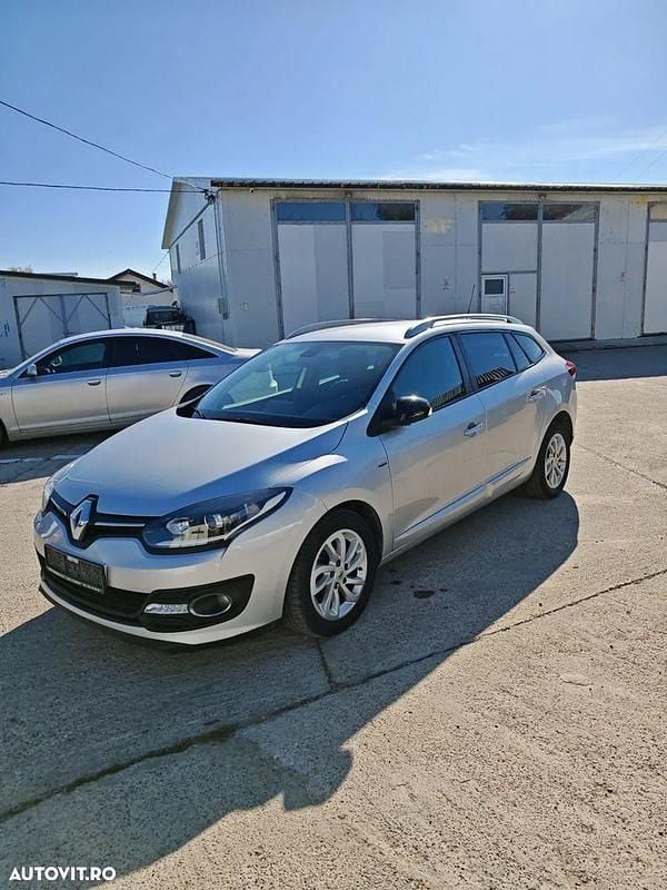 Culoaregri Second-hand 2015 Renault Mégane GrandTour LIMITED Break | 5.950 EUR (Preț OK) - Imagine 1/4