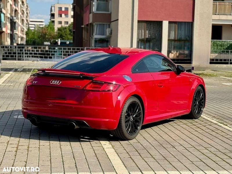 Second-hand Audi TT S-Line 230 CP (169 kW) 2015 Culoarerosu Coupe